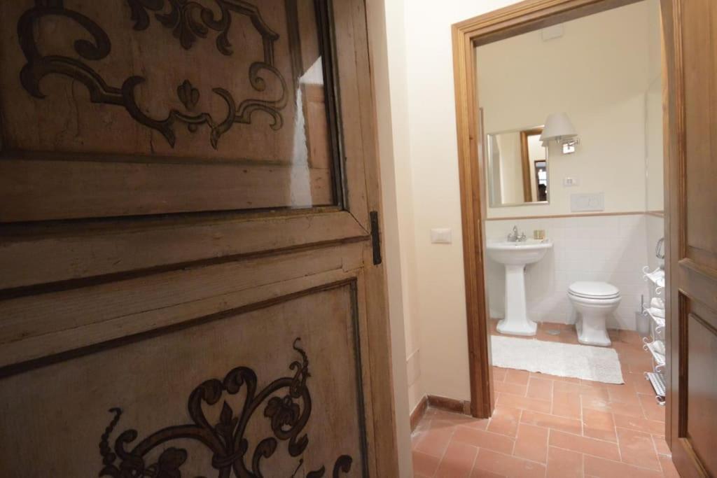 Apartment In Luxuryproperty Privatepool Garden Bbq Airc X8 Castelnuovo Di Porto Екстериор снимка