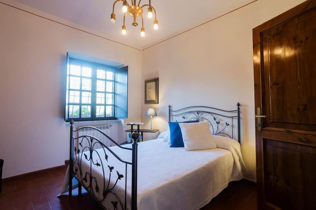 Apartment In Luxuryproperty Privatepool Garden Bbq Airc X8 Castelnuovo Di Porto Екстериор снимка