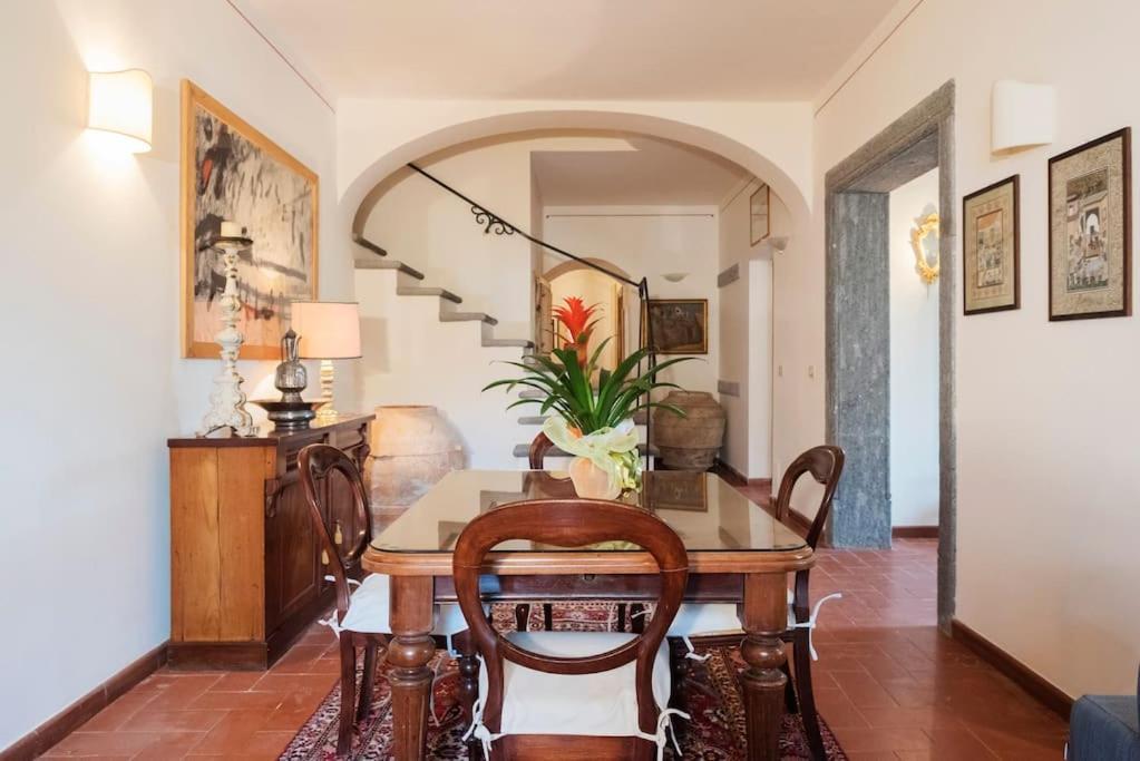 Apartment In Luxuryproperty Privatepool Garden Bbq Airc X8 Castelnuovo Di Porto Екстериор снимка